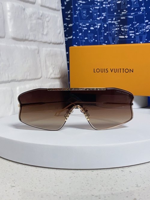 ルイヴィトンサングラス背面デザイン